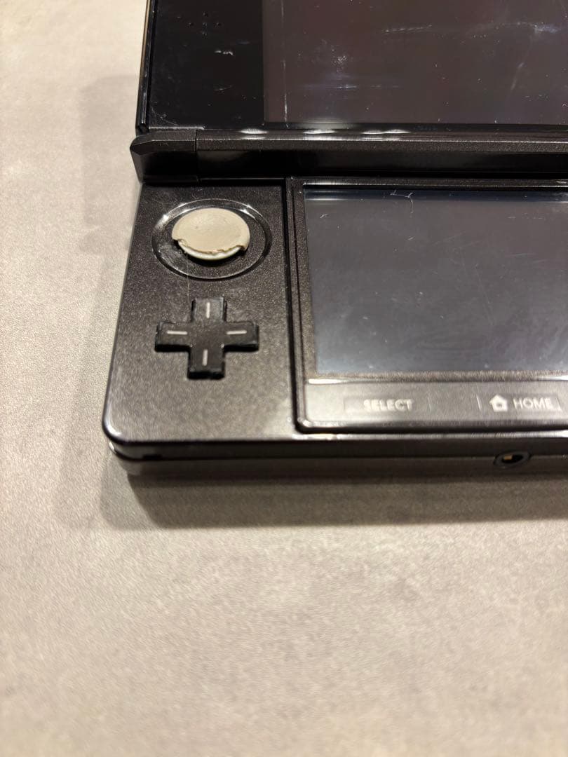 【即購入可】ポケットモンスター　サン ニンテンドー3DS本体・充電器付