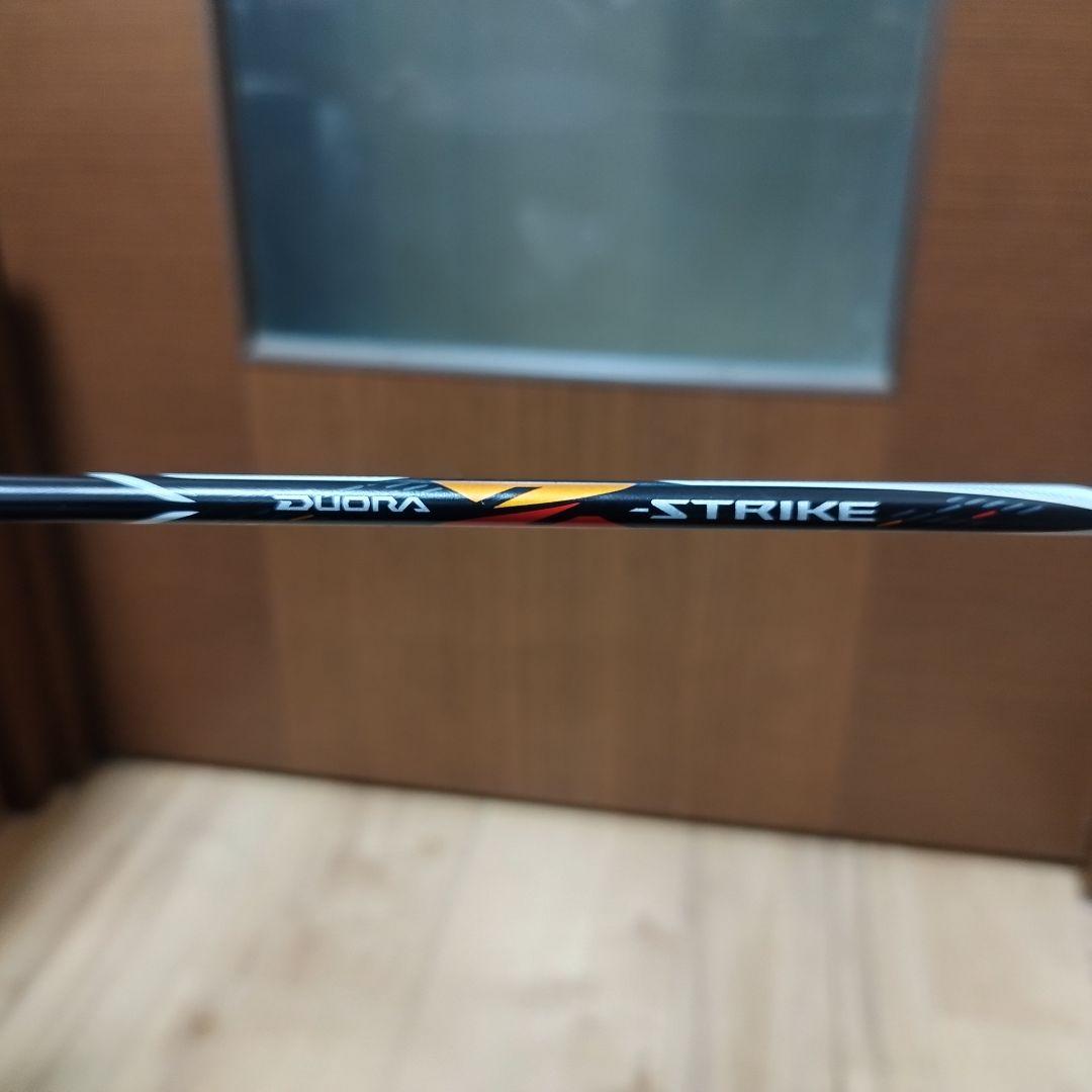 【美品】YONEX デュオラZストライク 3UG5