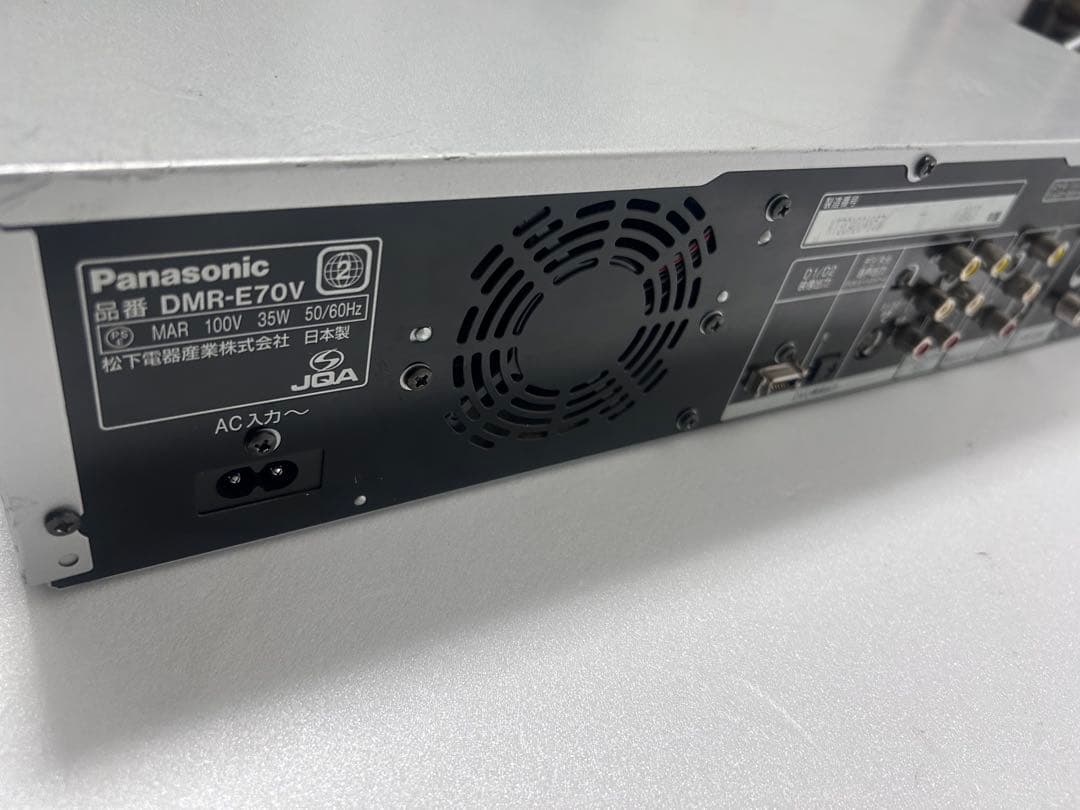 Panasonicビデオ一体型DVDレコーダーDMR-E70Vダビング機能搭載