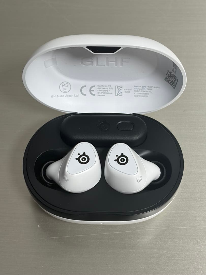 イヤホン SteelSeries Arctis GameBuds [White]