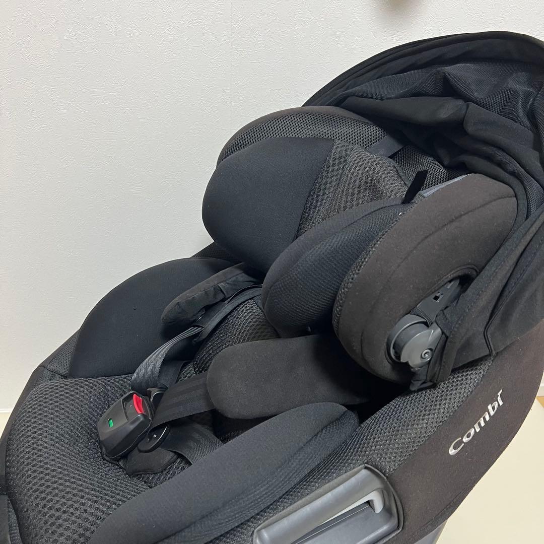 ミラー＆スマホホルダー付Combi チャイルドシート 黒　ザエス　the s