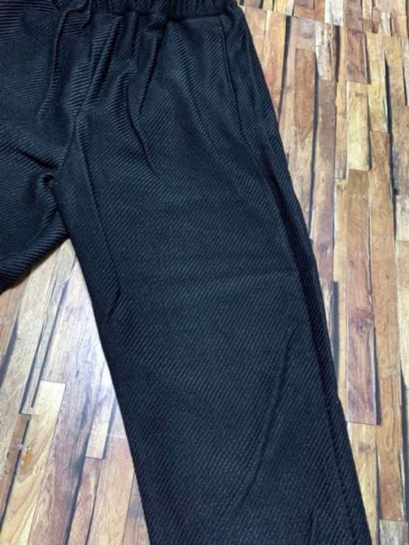 新品！NARU ブラックパンツ 特別価格12980円→送料込9800円