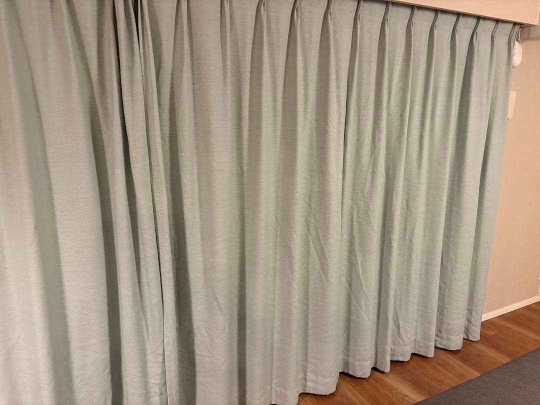 サンゲツ　カーテン2枚組み　195cm X 200cm