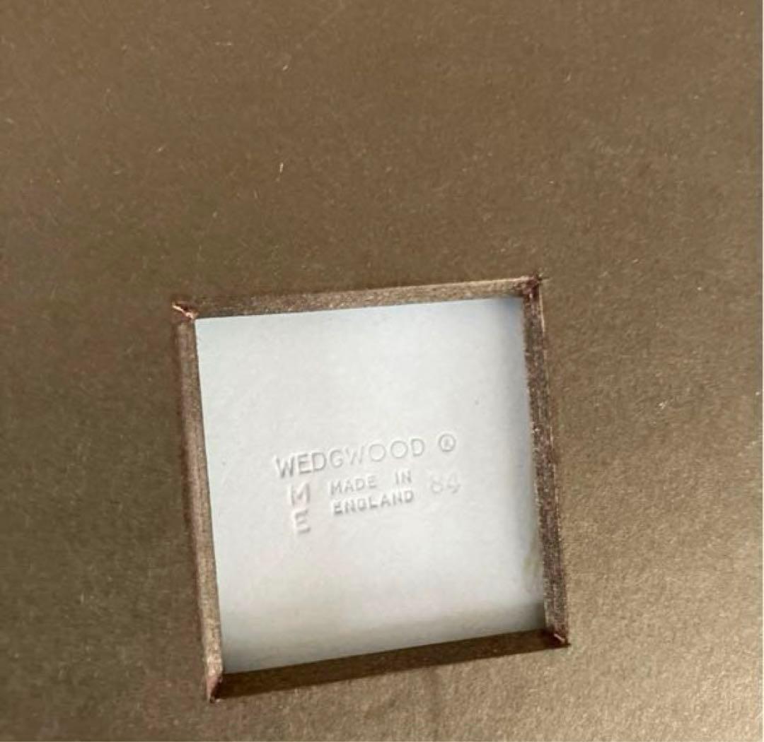 ウェッジウッド　ジャスパー　メダリオン陶板　ブローチ付き