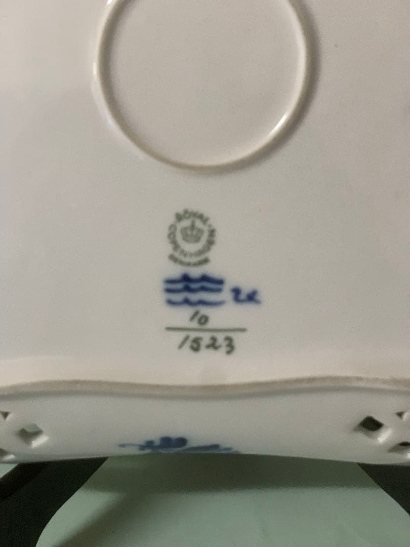 ロイヤルコペンハーゲン　ブルーフラワー透かし彫り四角皿