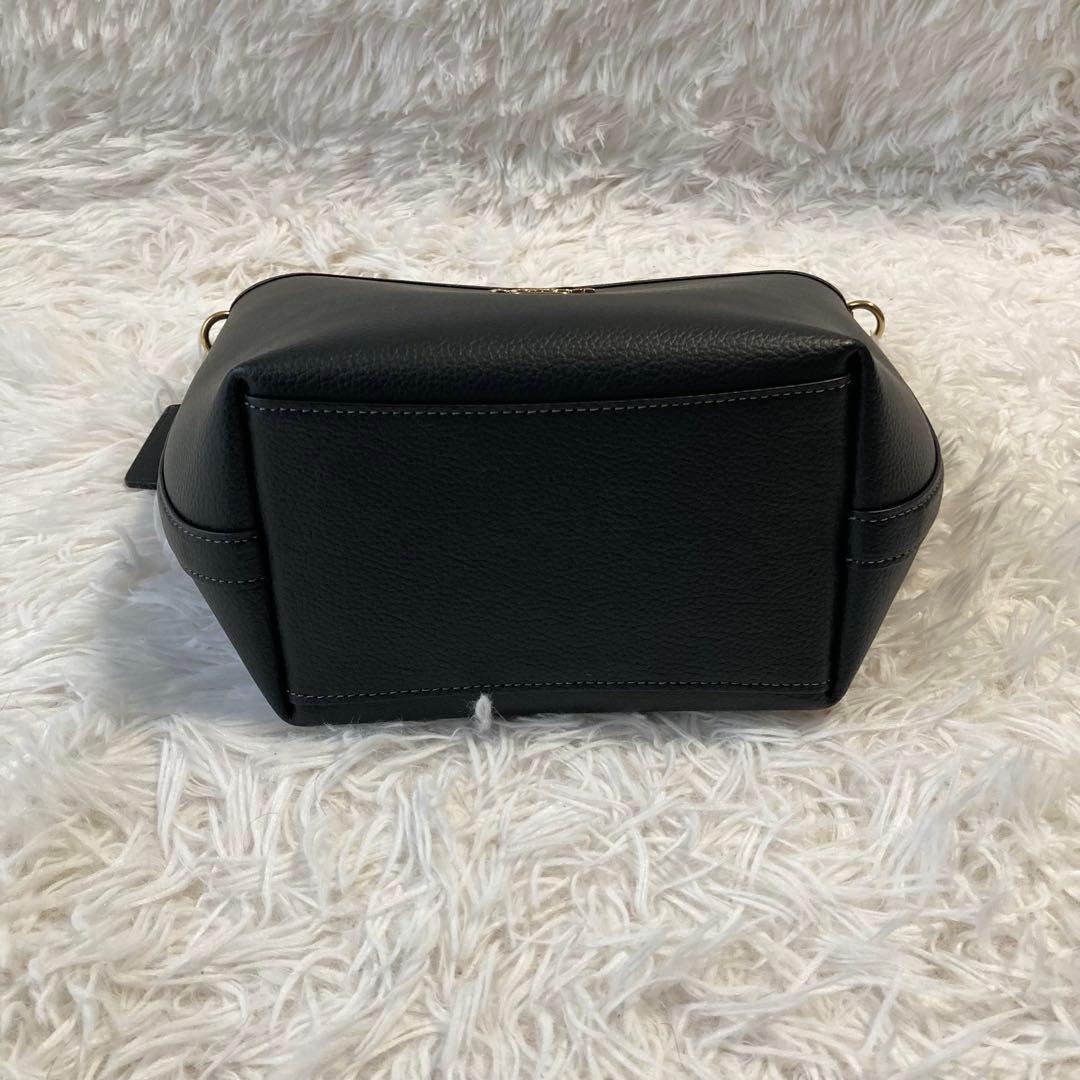 極美品　現行　コーチ　ショルダーバッグ　シティ バケット バッグ　2way 黒
