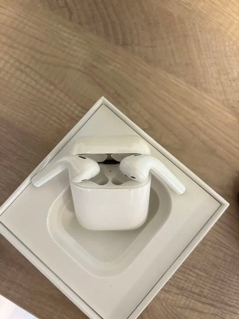 美品 送料込 AirPods Apple イヤホン Bluetooth 正規品
