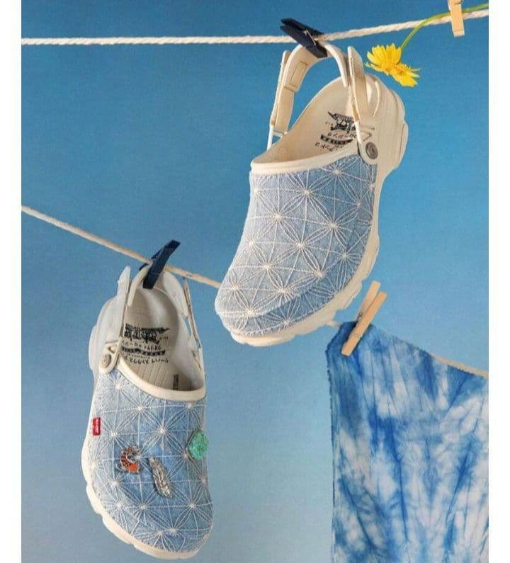 crocs Levi's × Crocs Terrain Clog 26