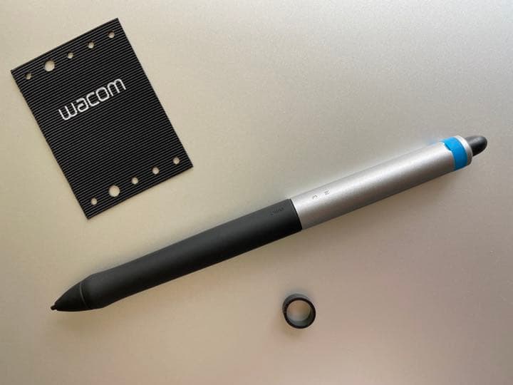 ワコム Intuos comic medium CTH-680/S3