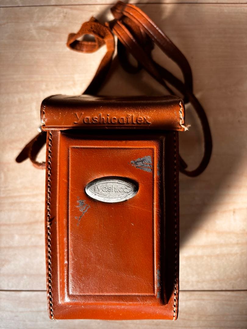限定値下げ　yashicaflex 80mm f3.5 C型 専用革ケース付き
