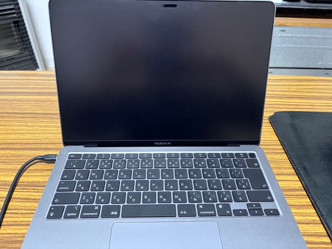 【うぃ】Apple MacBook Air M1 2020 ※本体のみ