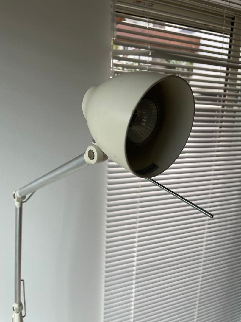 IKEA イケア　トロール TRAL フロア　読書ランプ