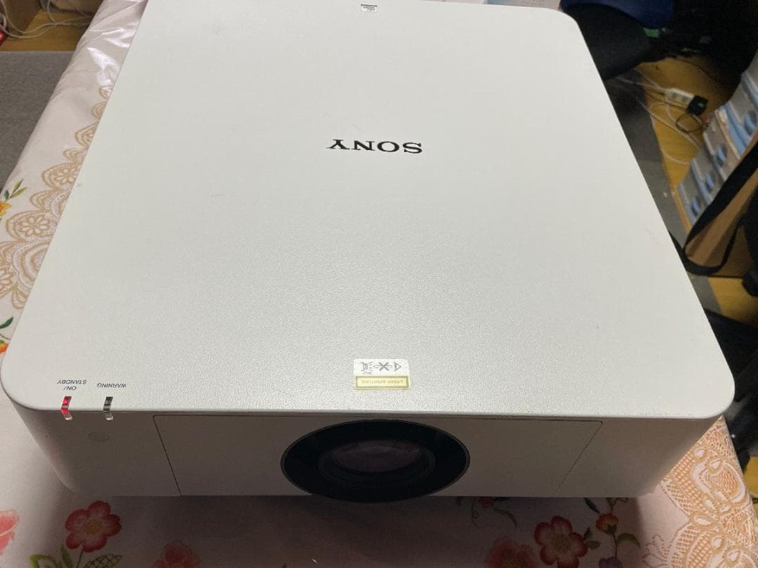 SONY 飛行シミュレータープロジェクター　VPL-FHZ58 ランプ820H