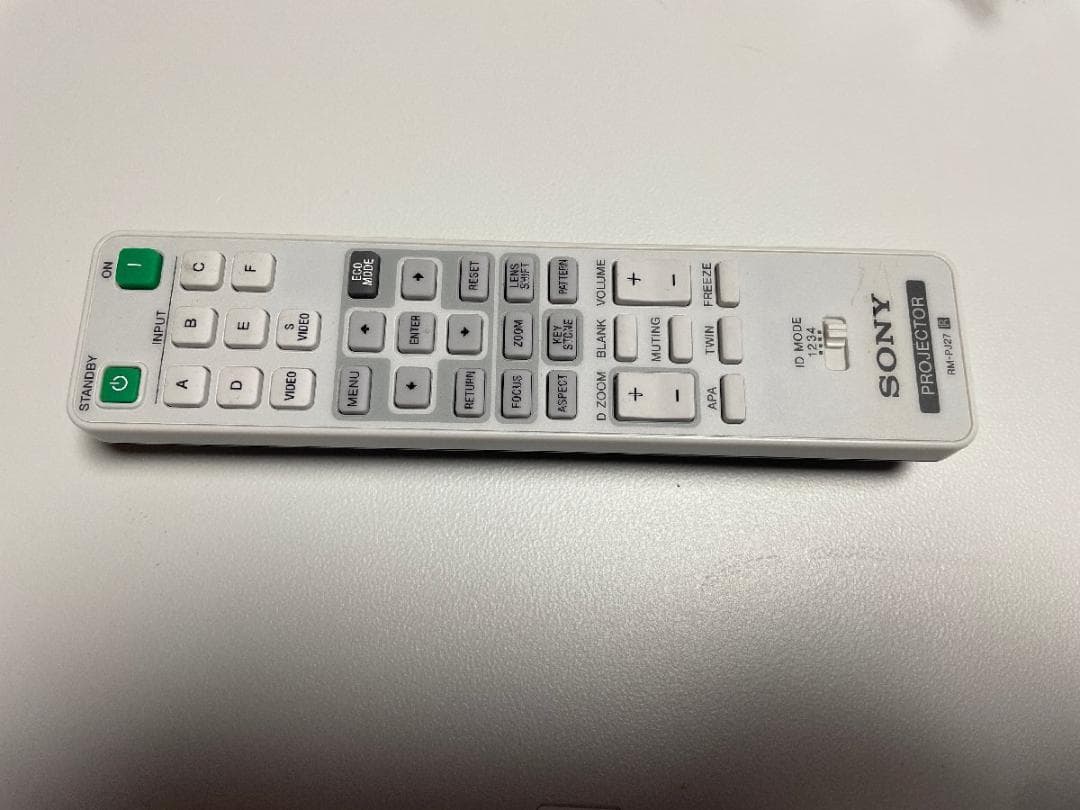 SONY 飛行シミュレータープロジェクター　VPL-FHZ58 ランプ820H