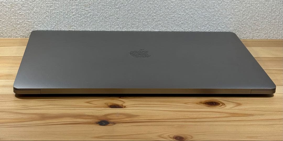 MacBook本体 MacBook Pro 15 Touch Bar 2019 i9/32/500