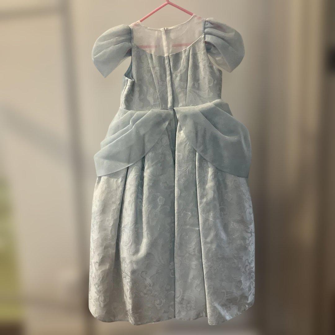 ビビデバビデブティック美品　シンデレラ　 ティアラ、サッシュ付き