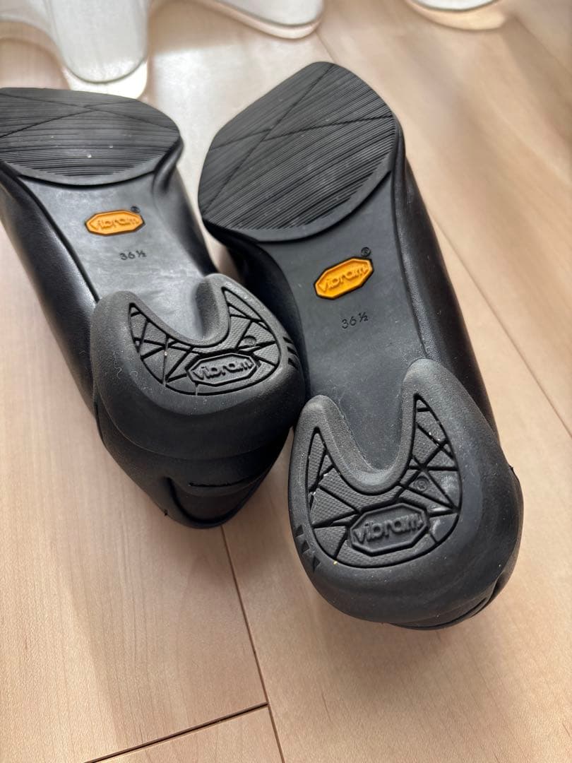 SHISEIのローファー　23.5センチ