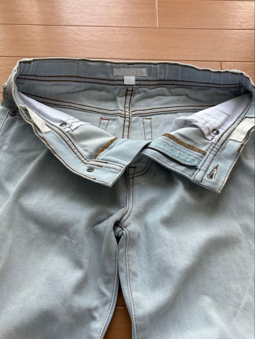 【ちはやふる】バーバリージーンズとGUCCI帽子