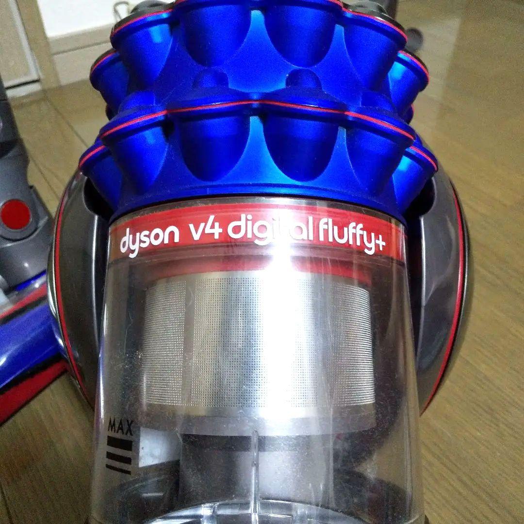 中古 Dyson V4 Digital Fluffy+ 本体 CY29