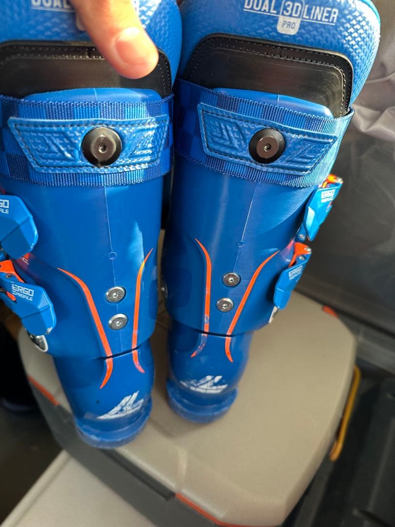 スキー LANGE RS110