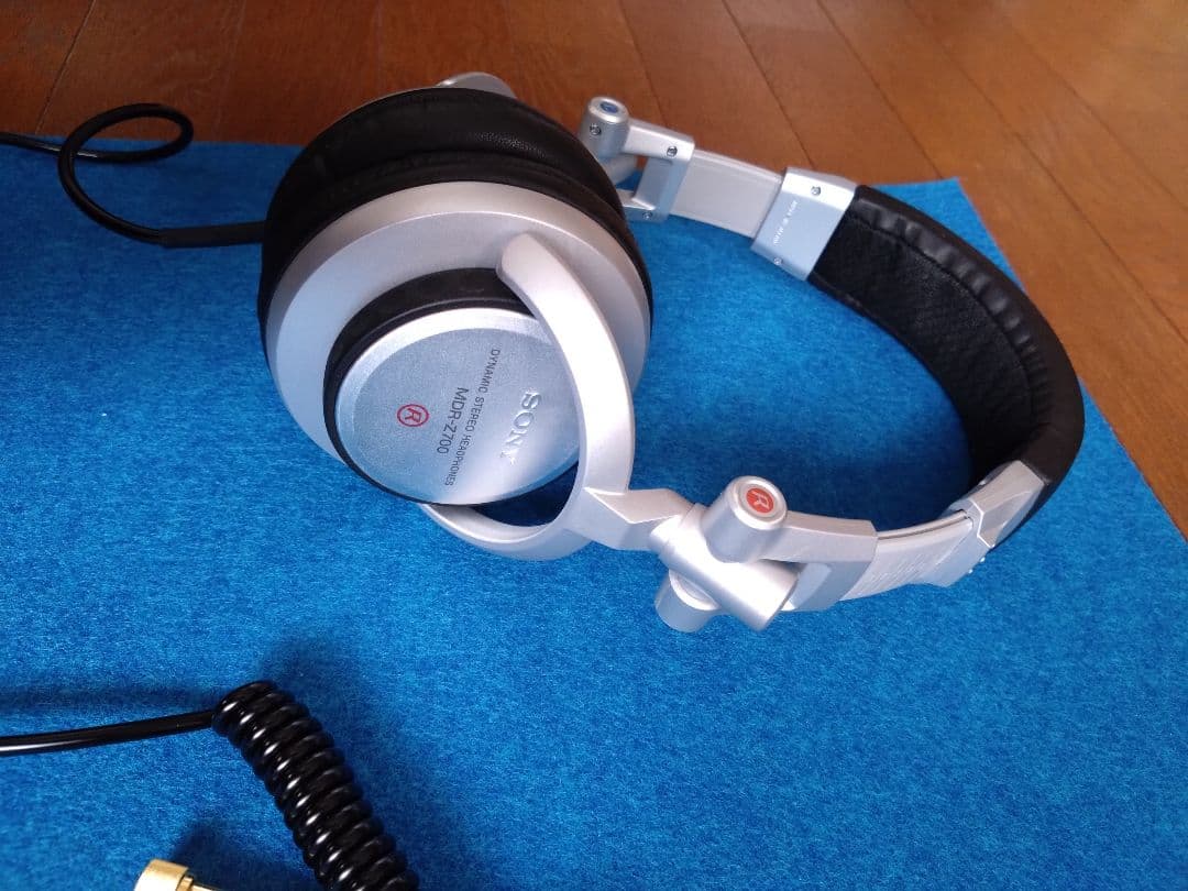 ソニー SONY ヘッドホン MDR-Z700