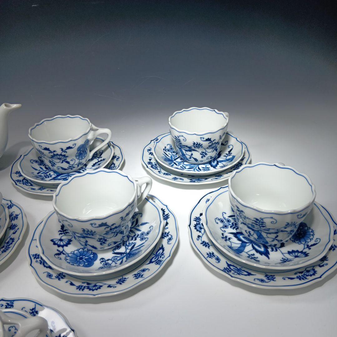 ブルーダニューブカップ＆ソーサ6客 ケーキ皿6枚　ティーポット１個セット