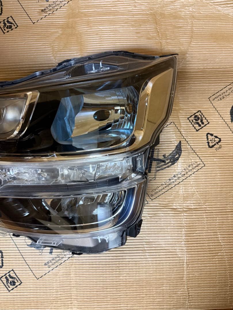 ワゴンR LEDヘッドライト　左