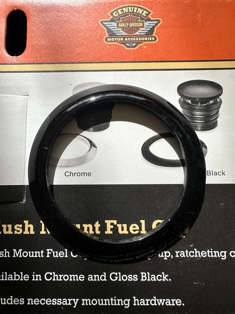 ハーレー純正　フラッシュマウント・フュエルキャップ　fxlrstタンクキャップ