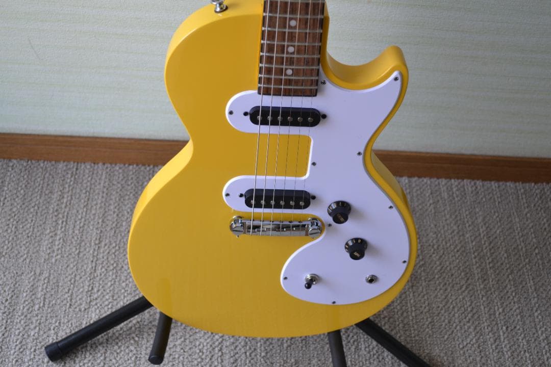 極上品　Epiphone LesPaul イエロー純正ケース付き