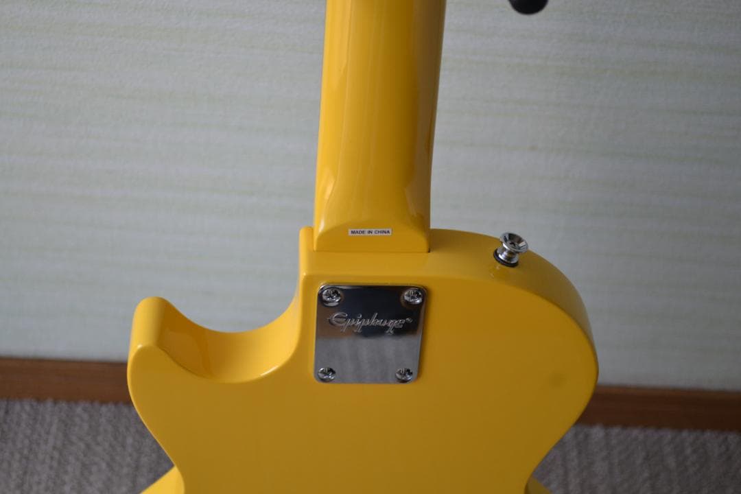 極上品　Epiphone LesPaul イエロー純正ケース付き