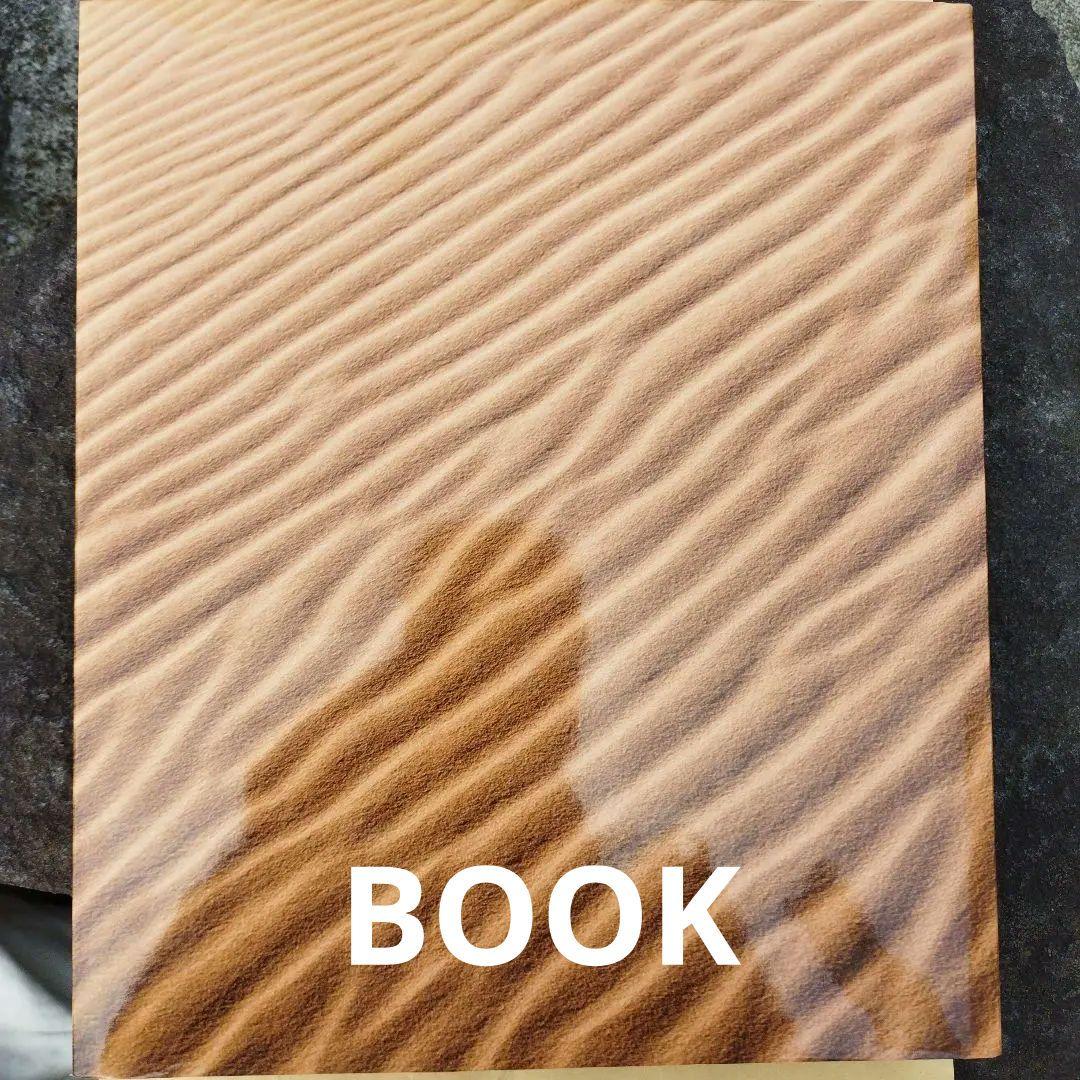 SIXIEME SENS PAR CARTIER 2021年　HC 英語