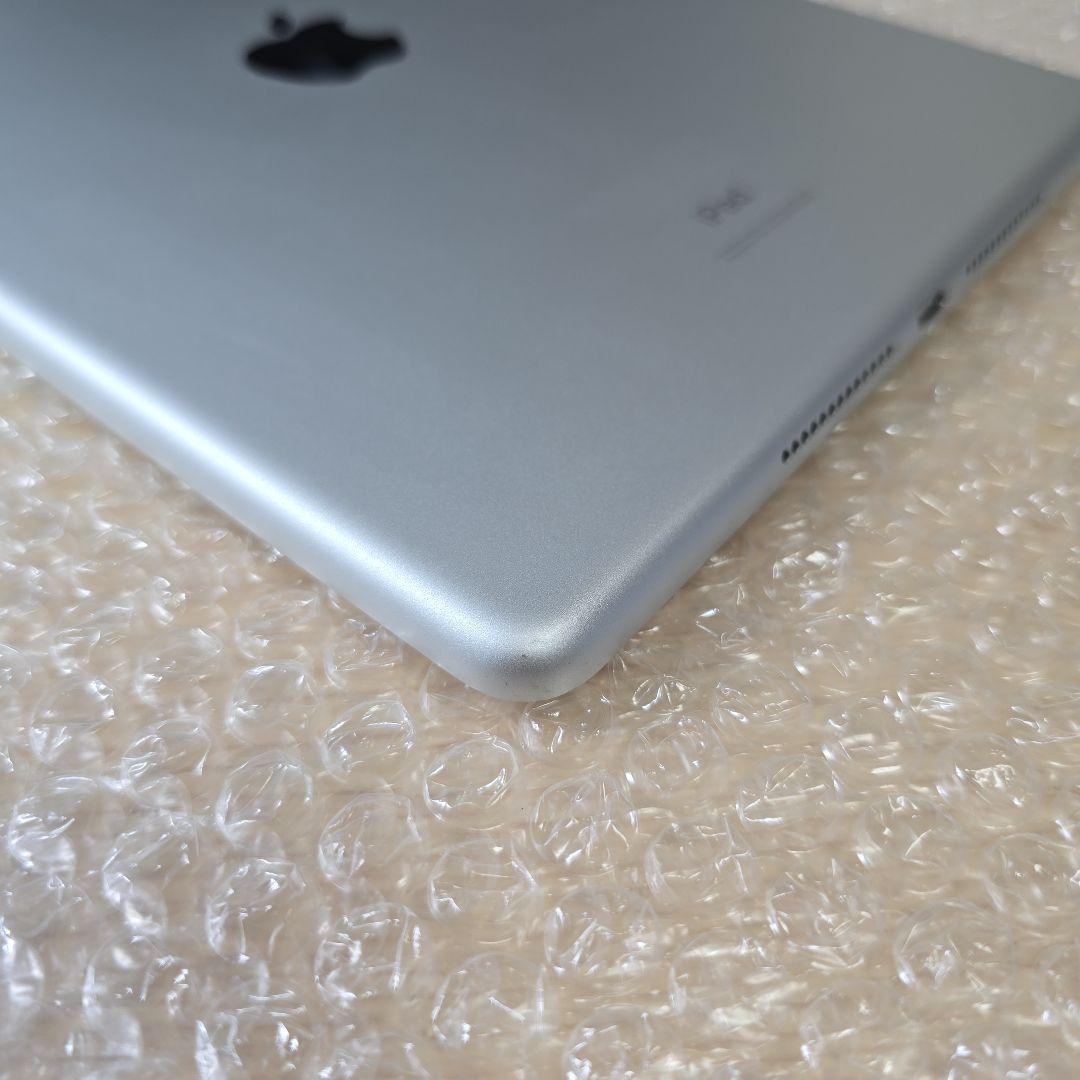 お*ー様 iPad 7◼️第7世代◼️Wi-Fi版◼️新品バッテリー◼️MF3N