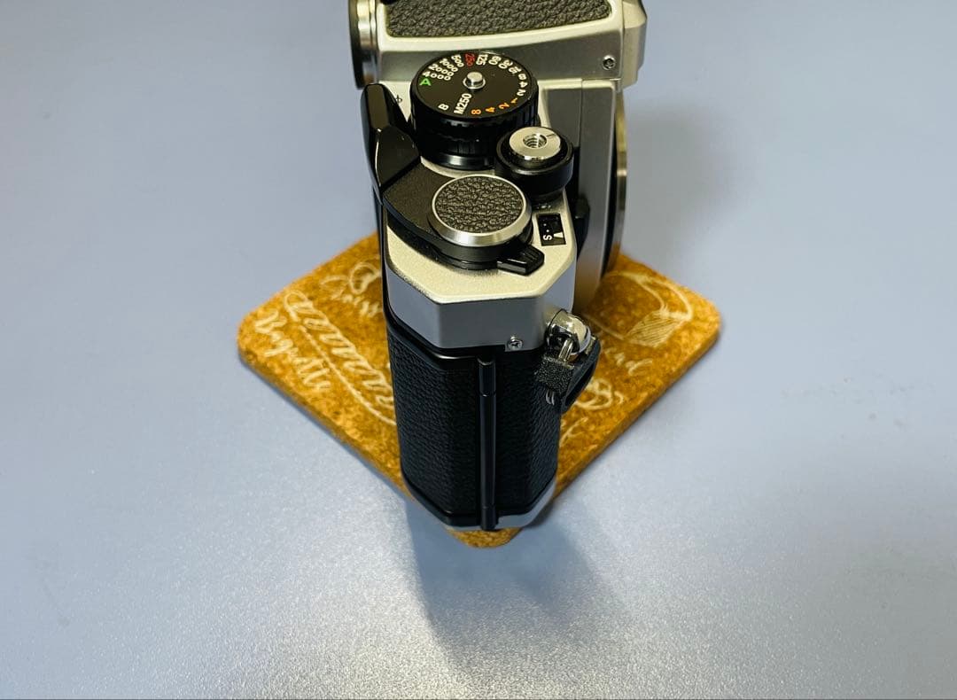 か*様 非常に綺麗なNikon FE2 完動品/作例あり