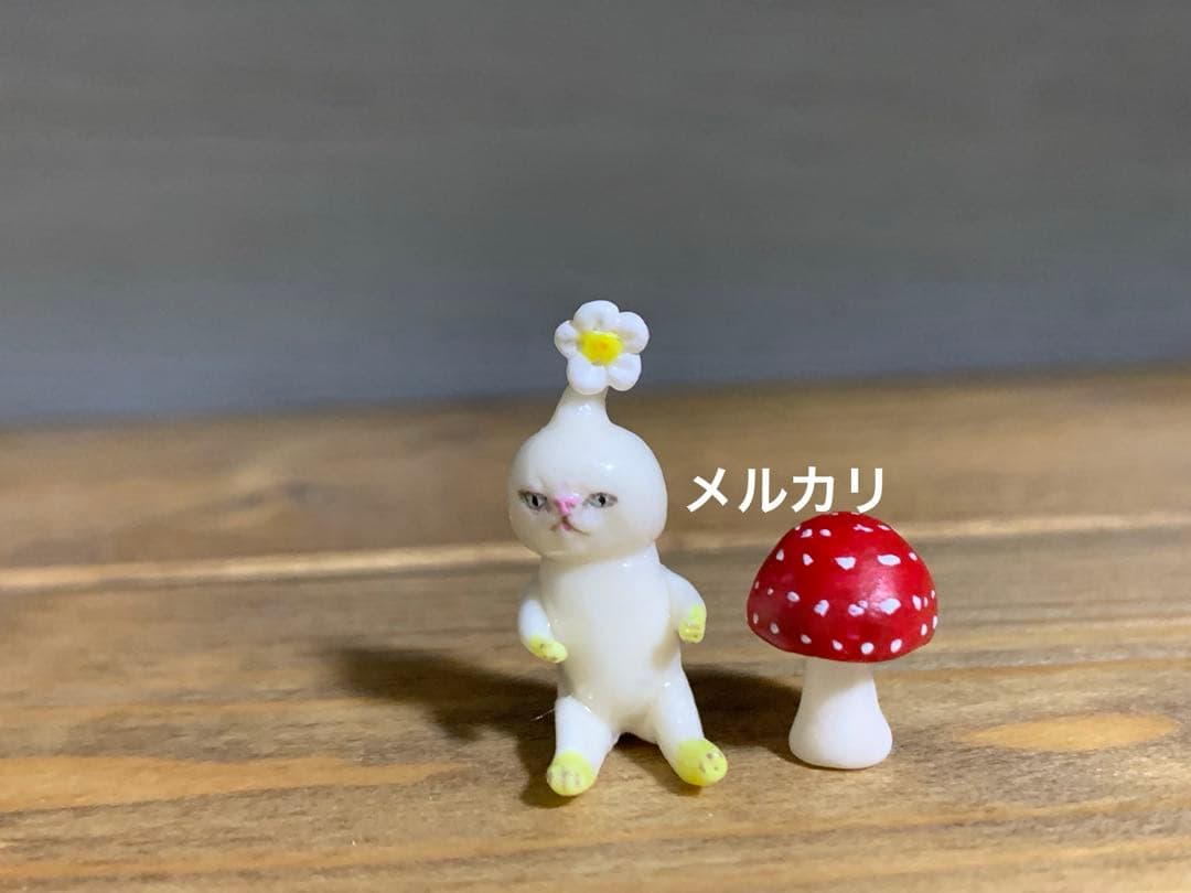 ハンドメイド　お花ねこ　きのこ　ミニチュア　作家