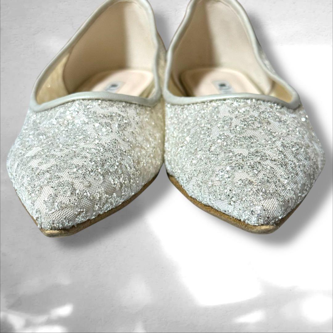 DIANA グリッターチュール　ロングノーズフラットシューズ　プラチナ　23.5