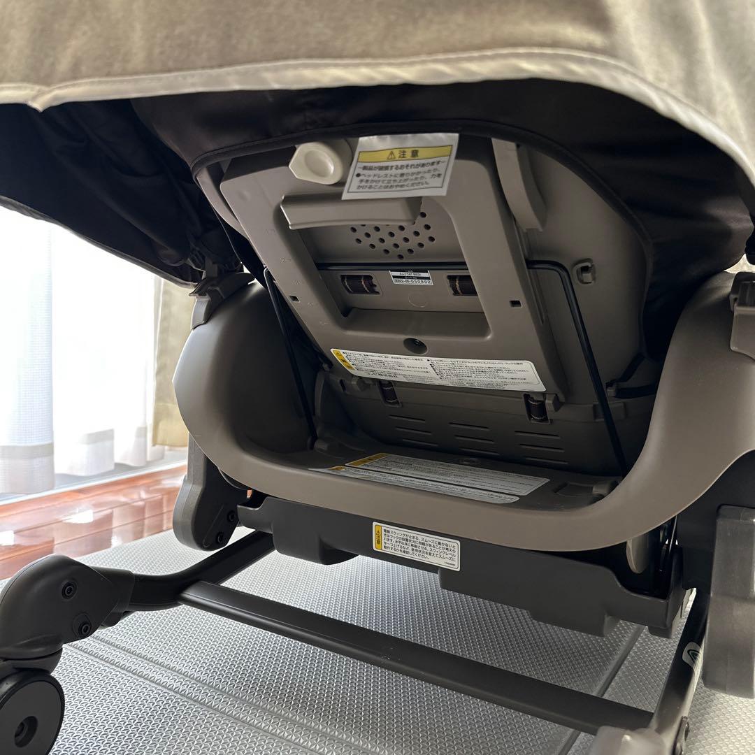 コンビ ハイローチェア ネムリラ AT BEDiオートスイング電動テーブル付