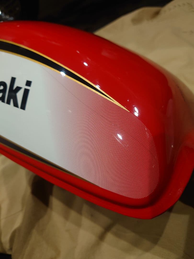 【週末限定！値下げ中】250TR タンク 赤 キャブ車