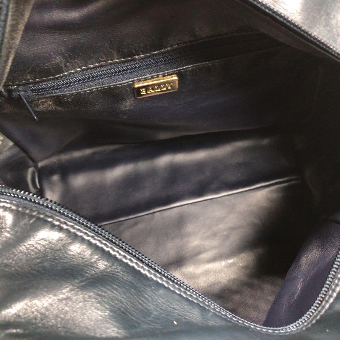 BALLY バリー レザー キルティング タッセル ショルダーバッグ ネイビー