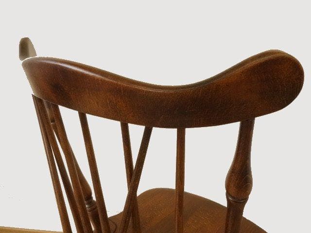 飛騨産業　キツツキ　スピンドルチェアーC　イス　椅子　 木製　再塗装済ＵＳＥＤ