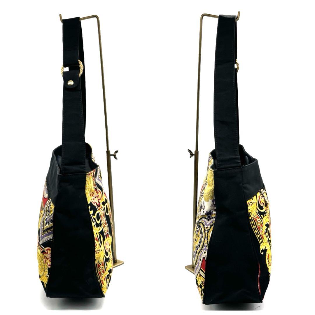 ヴェルサーチ ワンショルダーバッグ バロック柄 ゴールド装飾 イタリア製