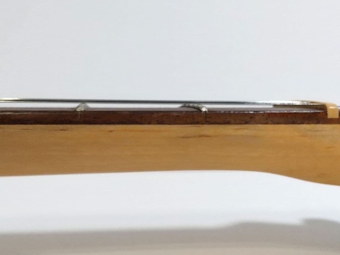 Squier サンバースト ストラトキャスター エレキギター