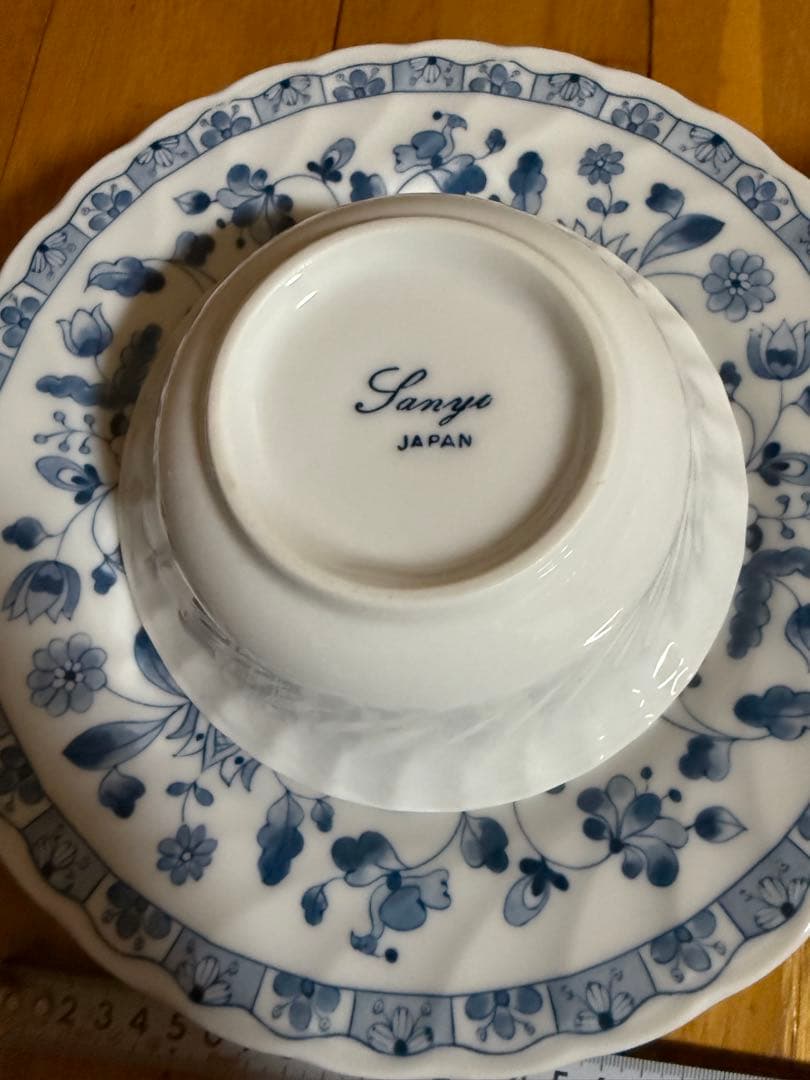 36.陶器 Sanyo 青い花柄 食器セット 30枚