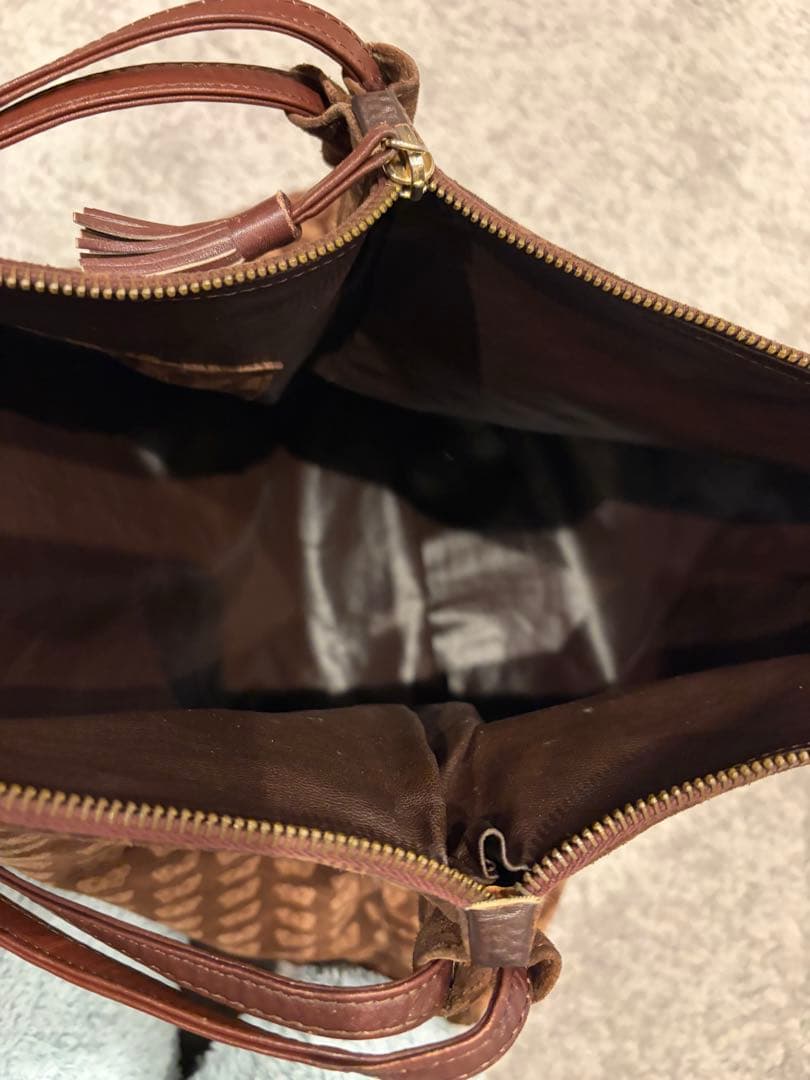 bottega venetaボッテガヴェネタ蝶柄スエードバッグショルダーバッグ