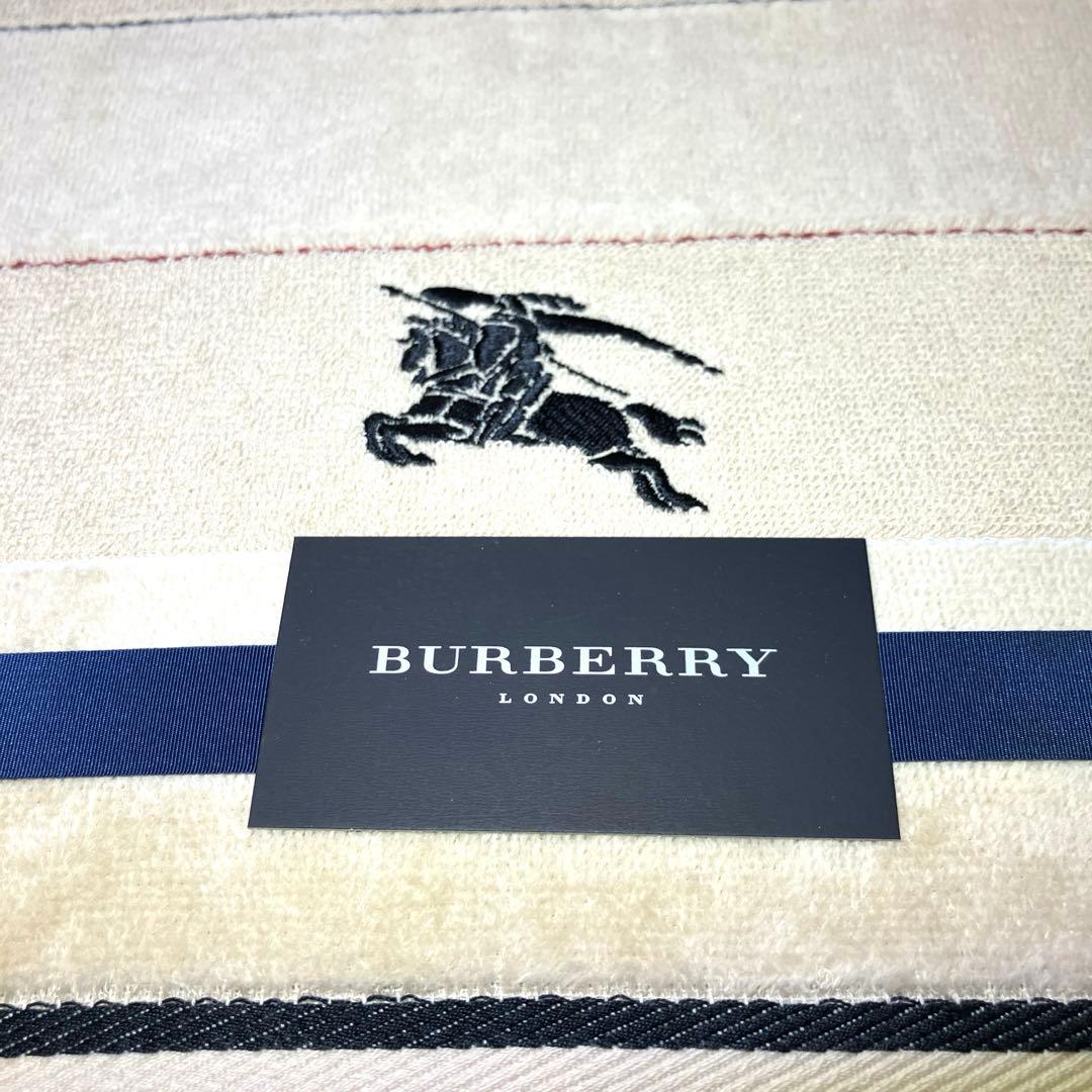 BURBERRY オールシーズン使えるタオルケット　新品未使用保管品