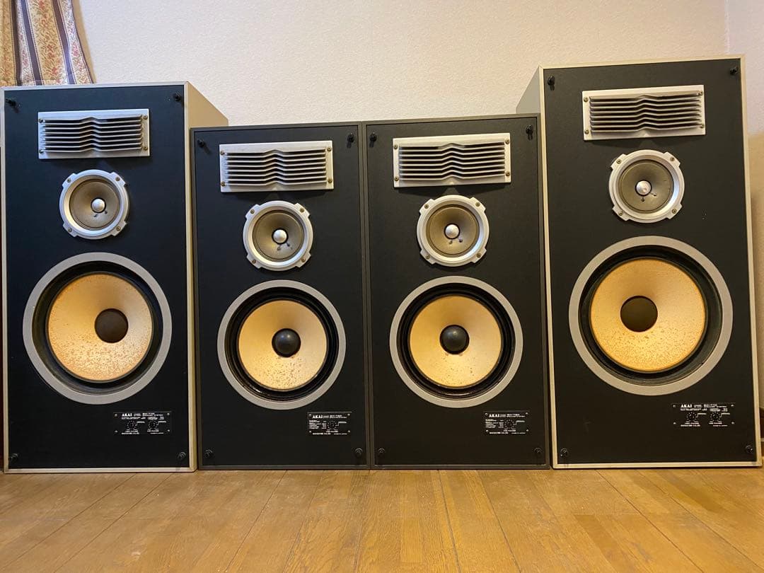 AKAIスピーカー SW-T70