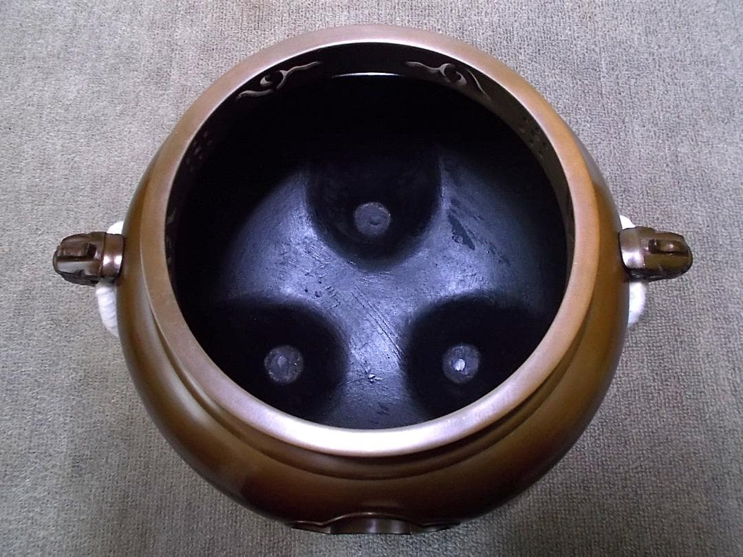 未使用保管品 四代/釜師:菊池正直 和鉄/砂鉄/茶釜 唐銅切合鬼面風炉 共箱