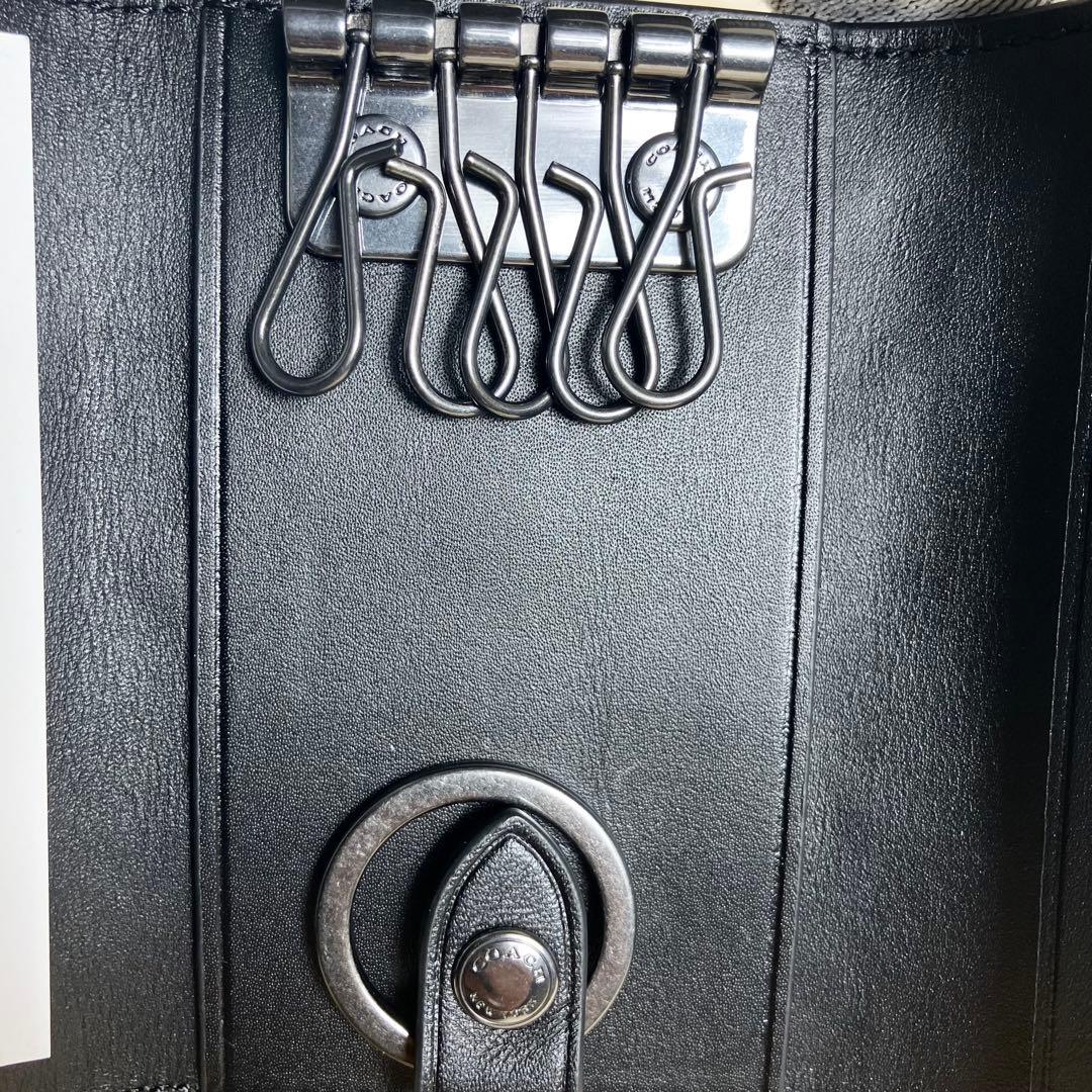 未使用品 COACH エンボス シグネチャー キーケース レザーブラック