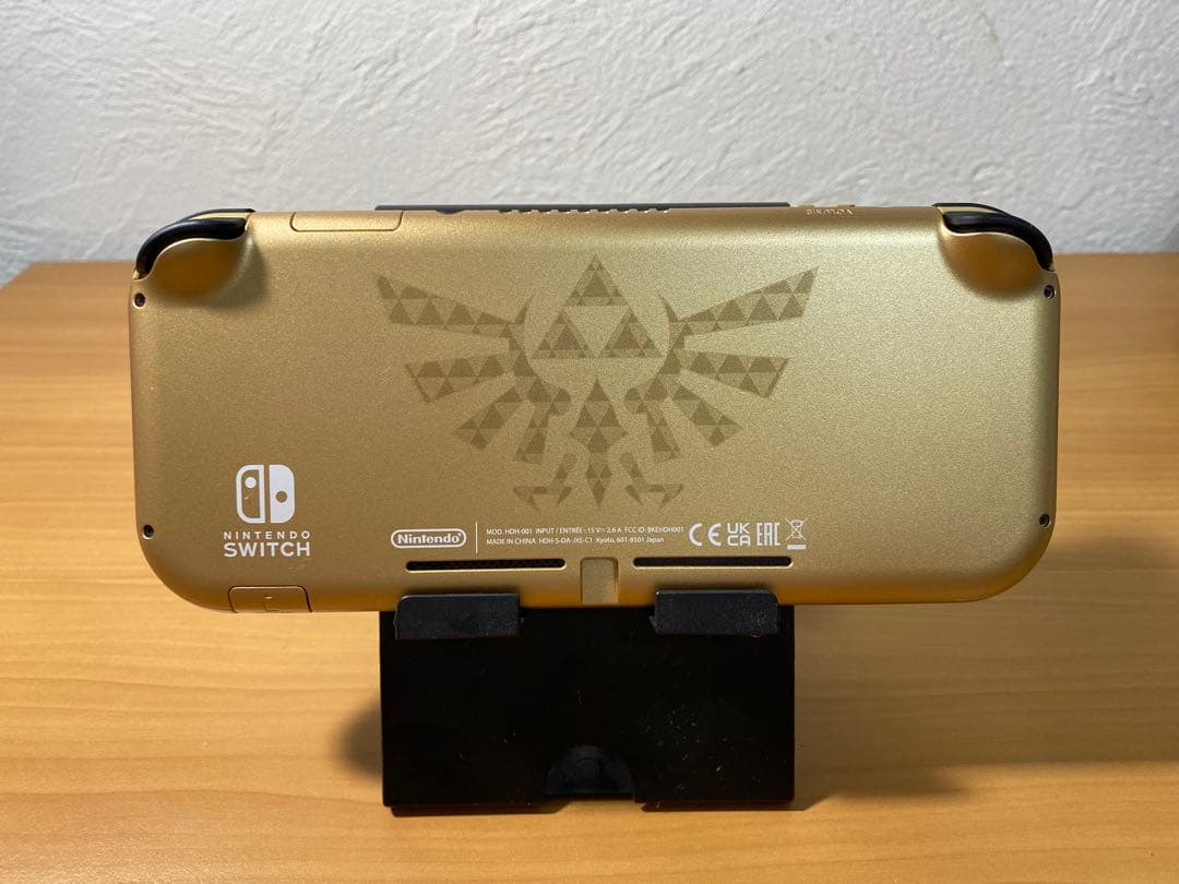 【美品】Switch Lite ゴールド本体 ゼルダの伝説 ハイラルED
