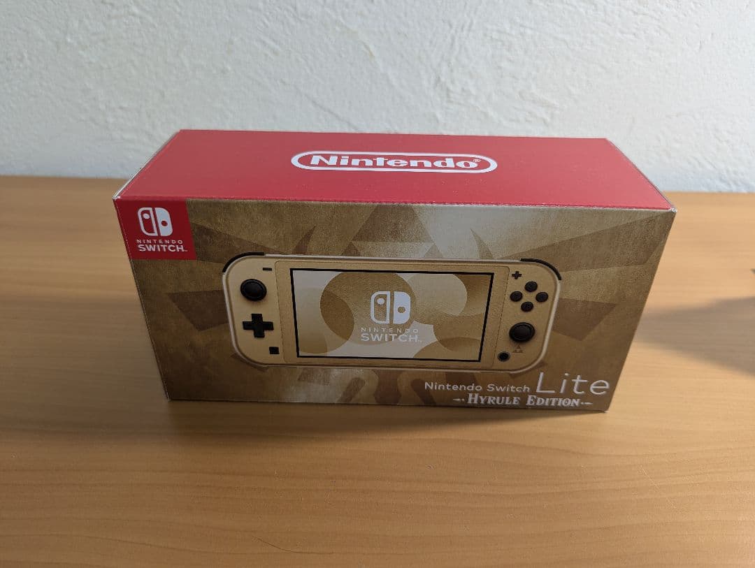 【美品】Switch Lite ゴールド本体 ゼルダの伝説 ハイラルED