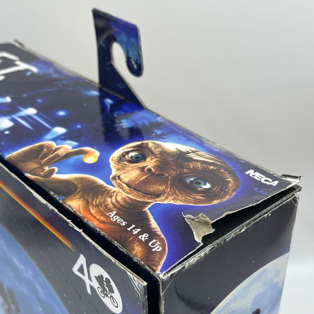 【40周年記念モデル】NECA E.T. エリオット＆E.T.自転車 フィギュア